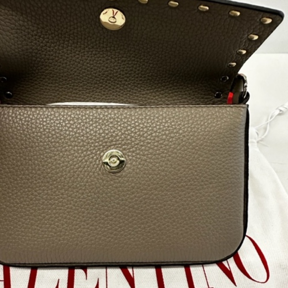 Brand new Valentino Mini Rockstud Pouch w Strap - Picture 4 of 6